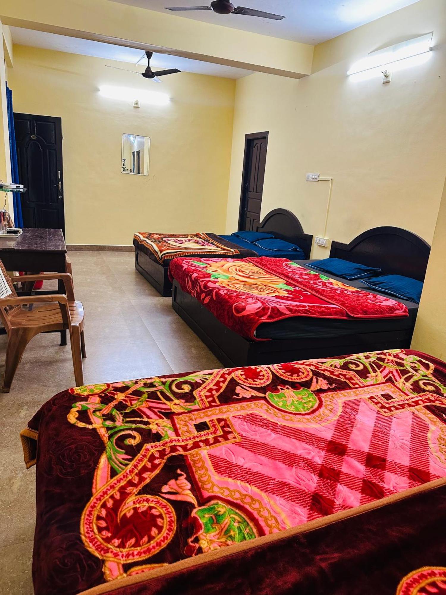 G Mount Budget Stay Munnar Exterior foto